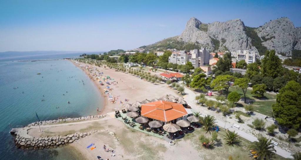 Lighthouse Central Apartments Omiš Exteriér fotografie